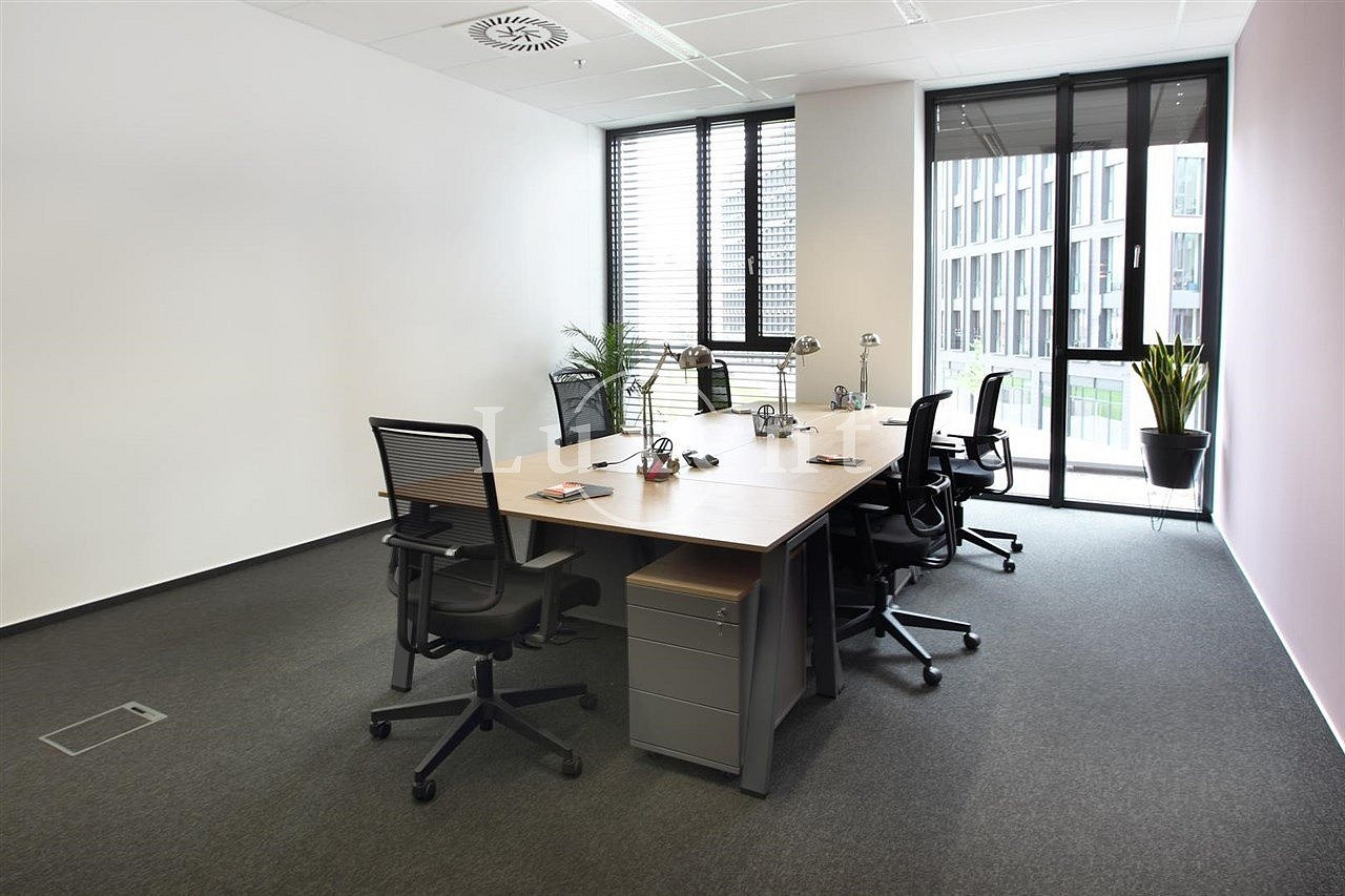 Pronájem moderní kanceláře, 467 m², River Garden, Praha 8 - Karlín – pohled 3