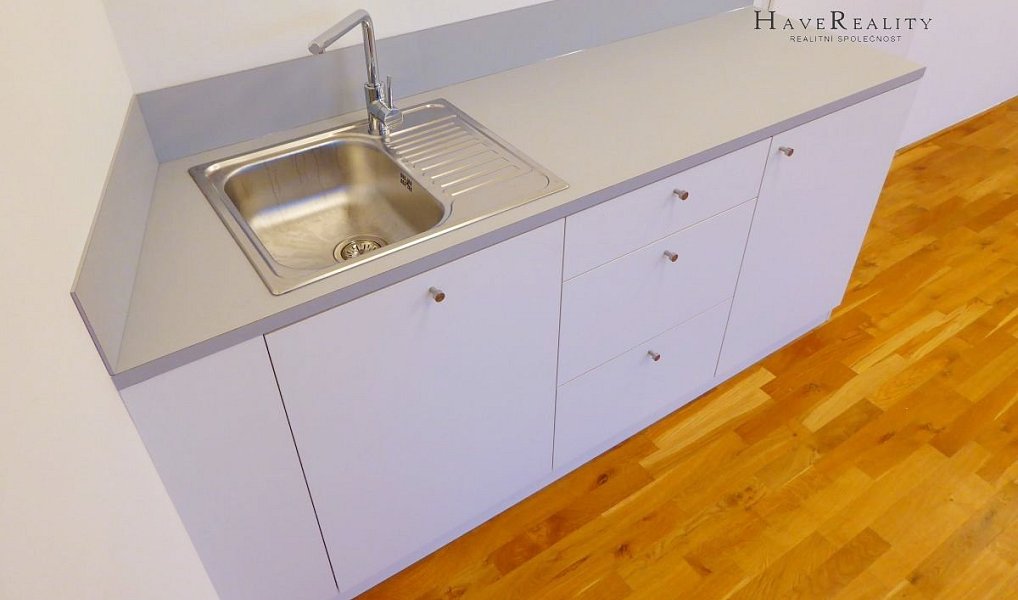 Pronájem kanceláře 35 m², Benešov – náhled fotky 6