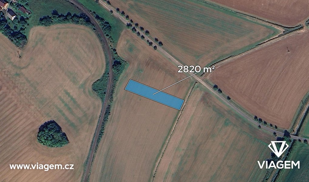 Prodej pole 940 m², Městečko Trnávka – náhled fotky 2