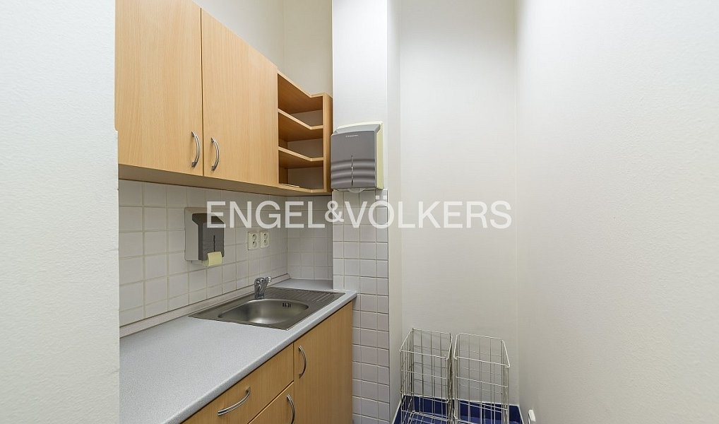 Pronájem kanceláře 34 m², Praha – náhled fotky 6