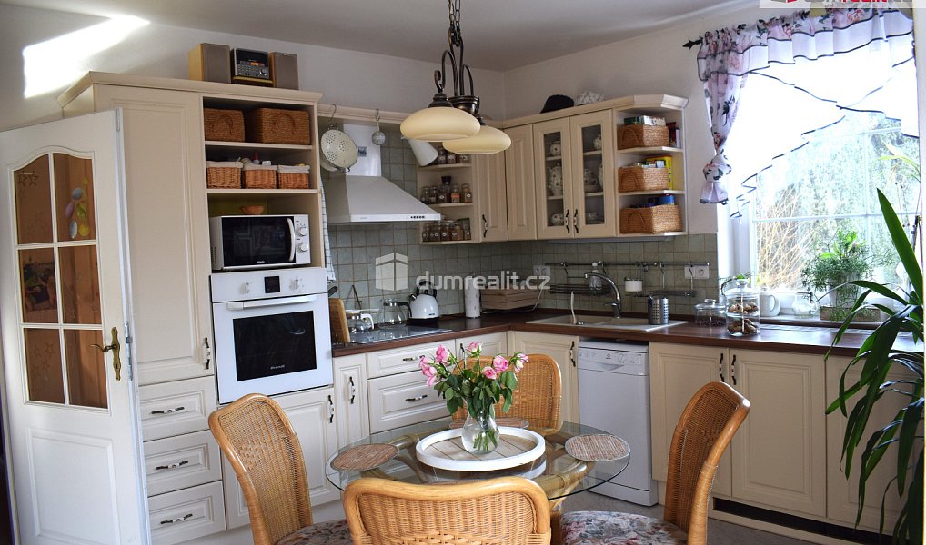 Prodej domu 250 m² s pozemkem 952 m², Žďár – náhled fotky 5