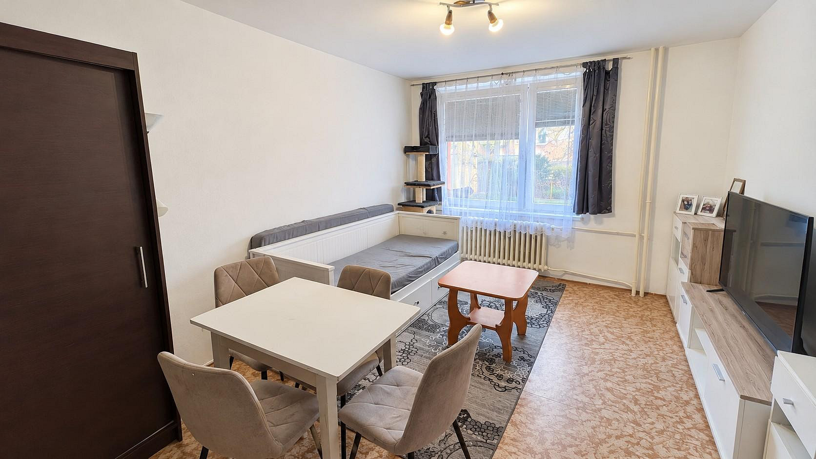 Pronájem bytu 1+kk 25 m² – fotografie 3
