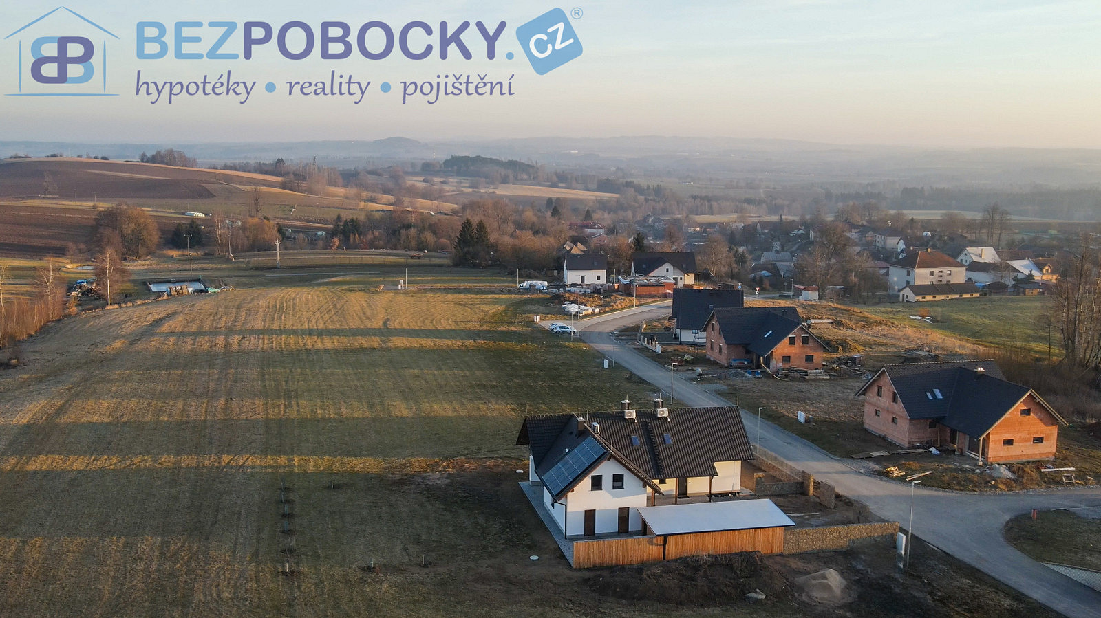 Prodej stavebního pozemku 1 196 m² – fotografie 4