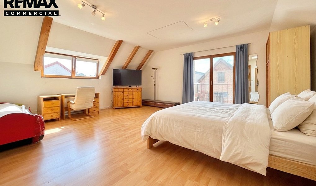 Prodej domu 225 m² s pozemkem 439 m², Praha – náhled fotky 25