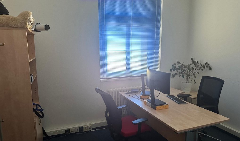 Pronájem kanceláře 178 m², Praha – náhled fotky 7