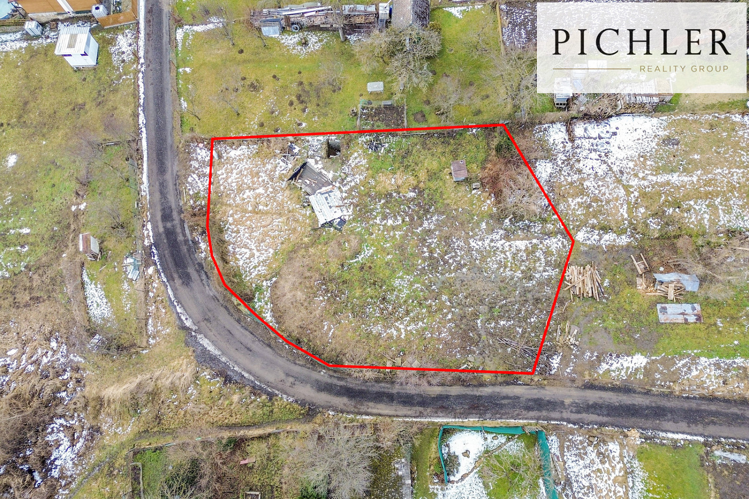 Prodej stavebního pozemku 653 m² – fotografie 3