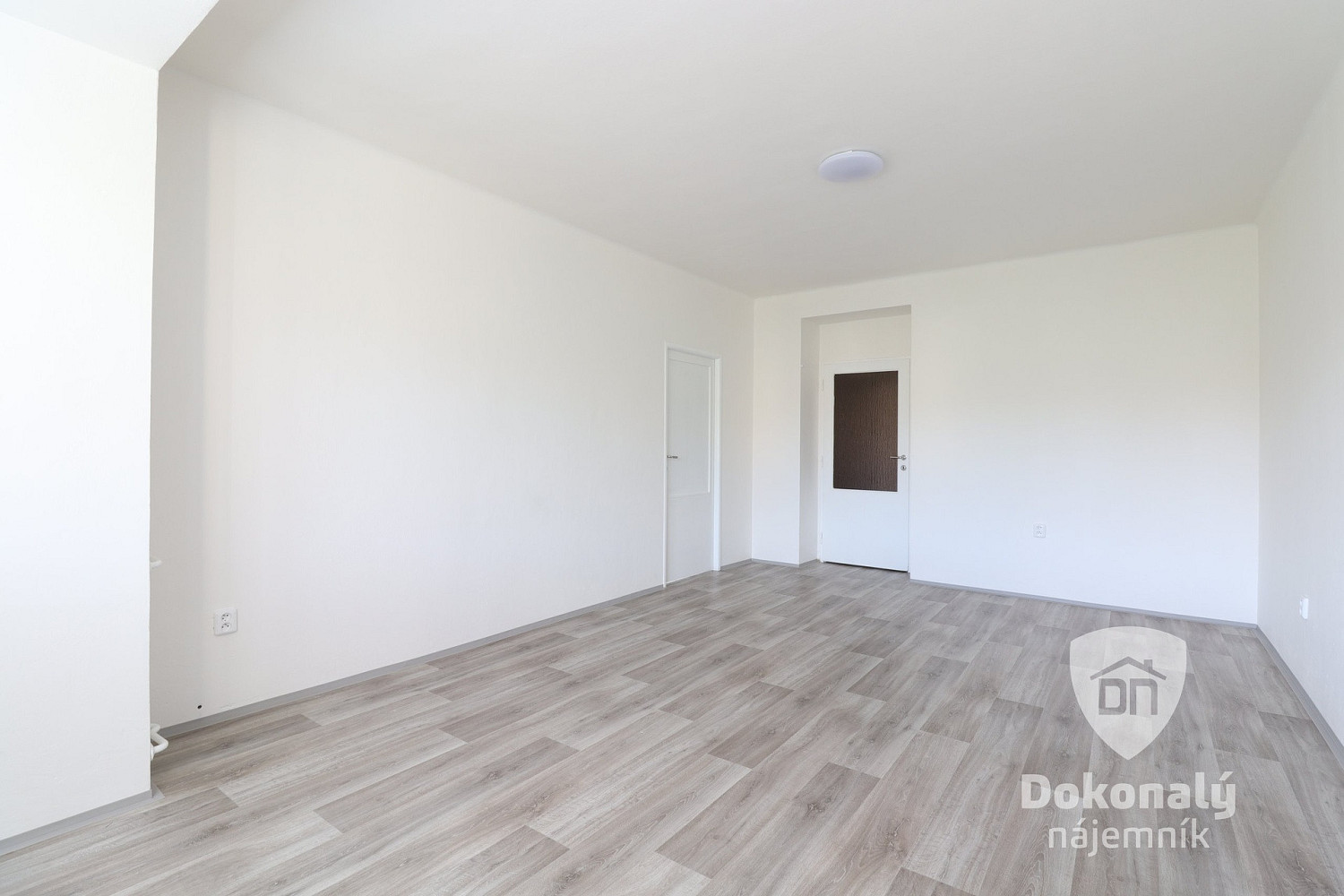 Pronájem bytu 2+1 59 m² – fotografie 2