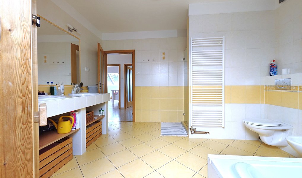 Prodej domu 224 m² s pozemkem 816 m², Nový Vestec – náhled fotky 51