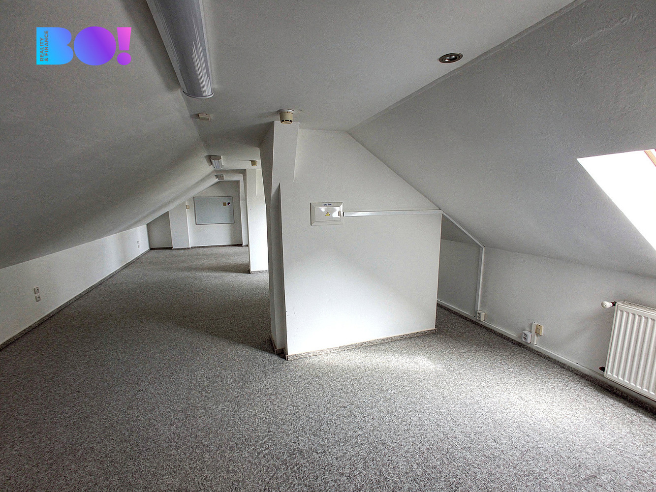 Pronájem kanceláře 57 m² – fotografie 4