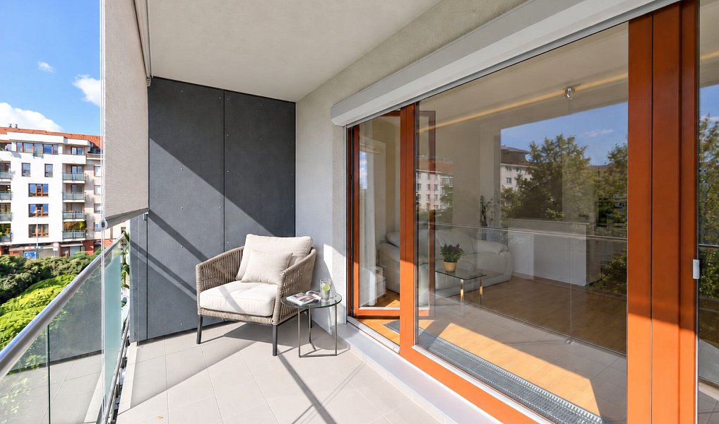 Prodej bytu 3+kk 88 m², Praha – náhled fotky 2