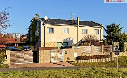 Prodej domu 104 m² s pozemkem 367 m², Hájecká, Chýně, okres Praha-západ