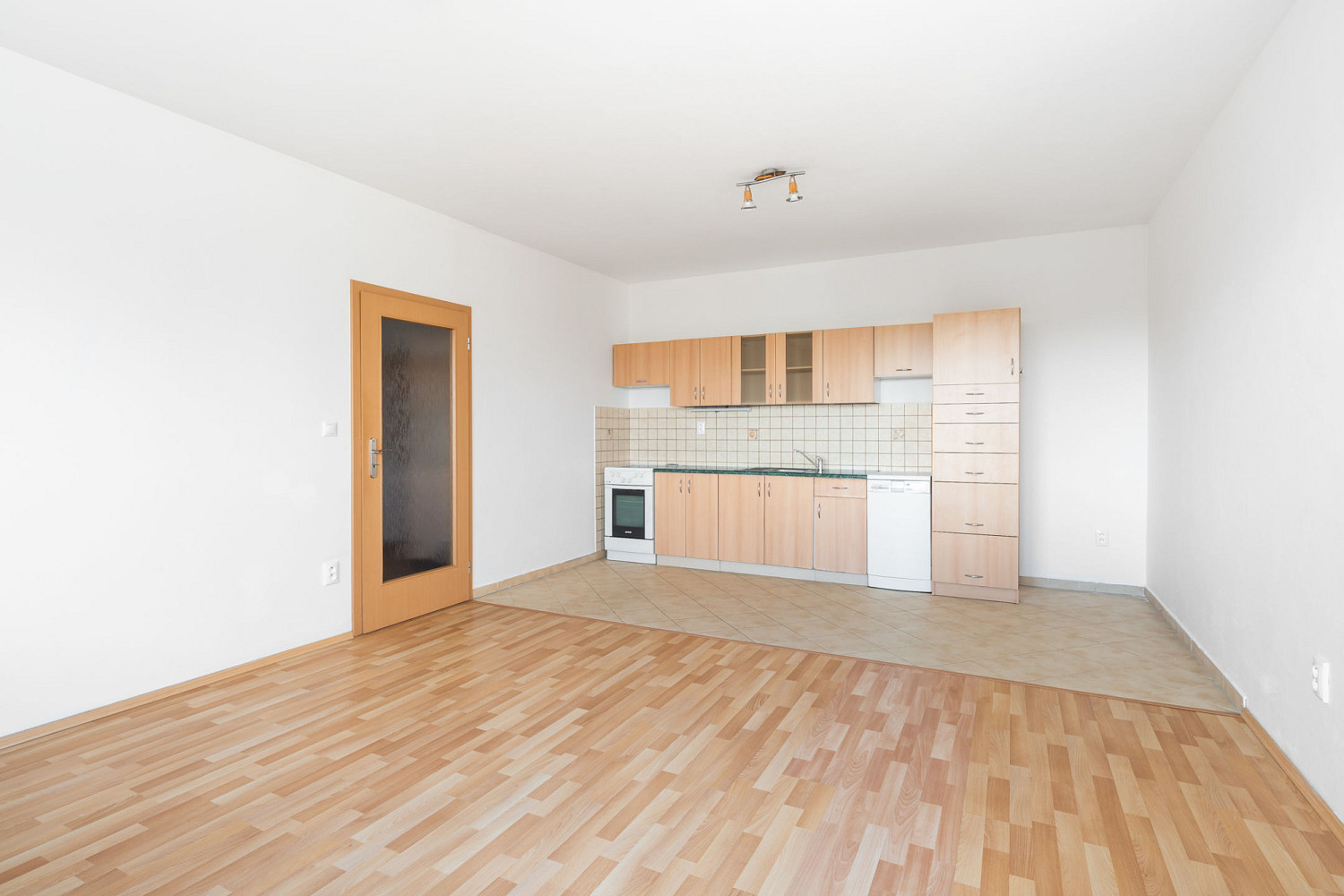 Pronájem bytu 2+kk 57 m² – fotografie 4
