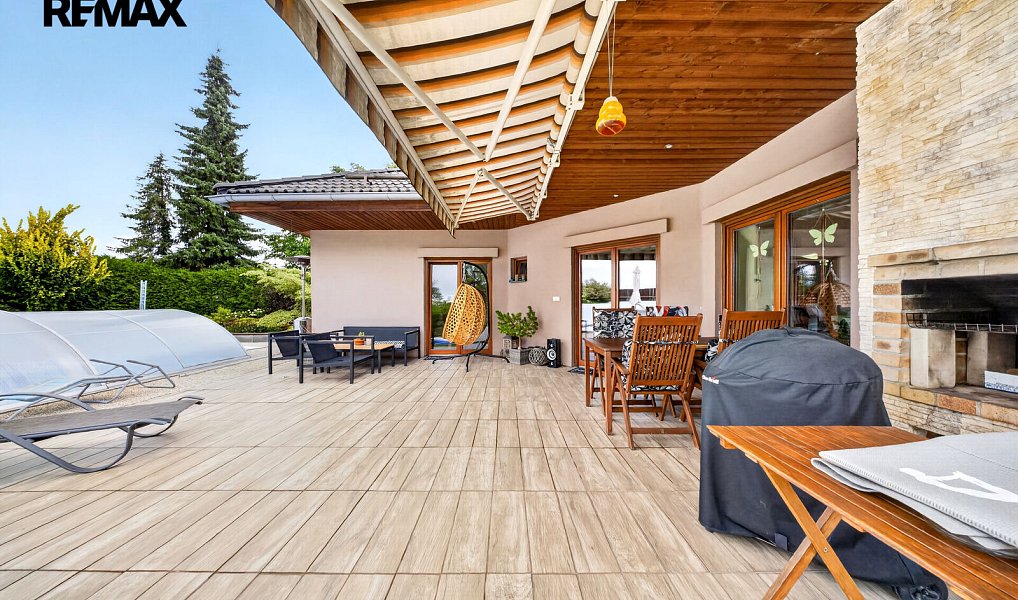 Prodej domu 252 m² s pozemkem 1 767 m², Holasovice – náhled fotky 22