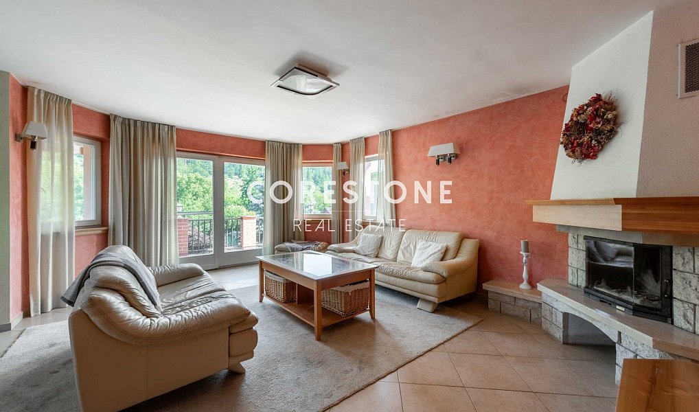 Prodej domu 658 m² s pozemkem 4 025 m², Libeř – náhled fotky 4