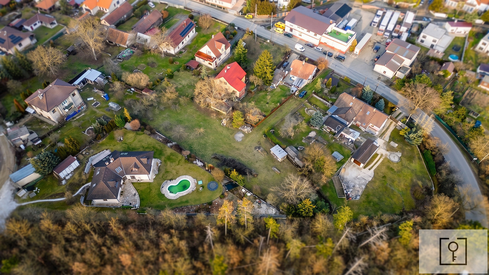 Prodej stavebního pozemku 1 748 m² – fotografie 5