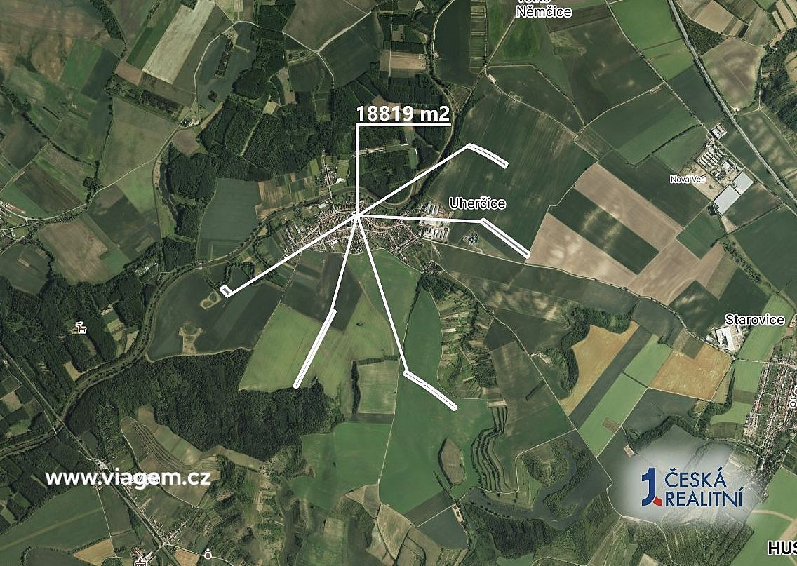 Prodej pole 1 045 m² – fotografie 2