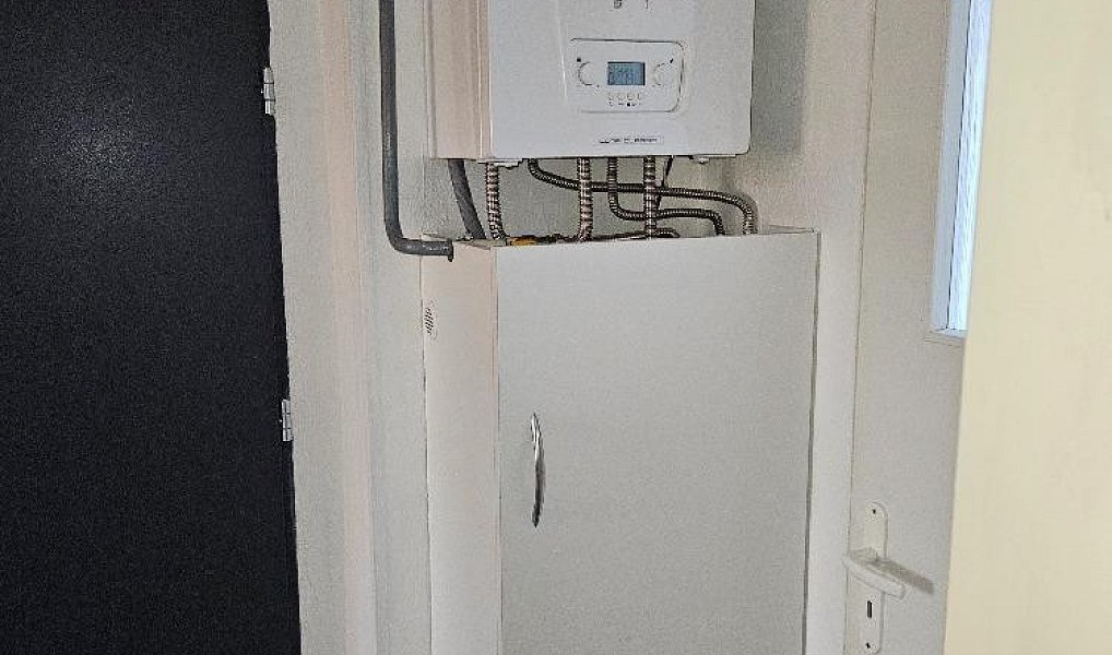 Pronájem bytu 2+kk 75 m², Lubenec – náhled fotky 14