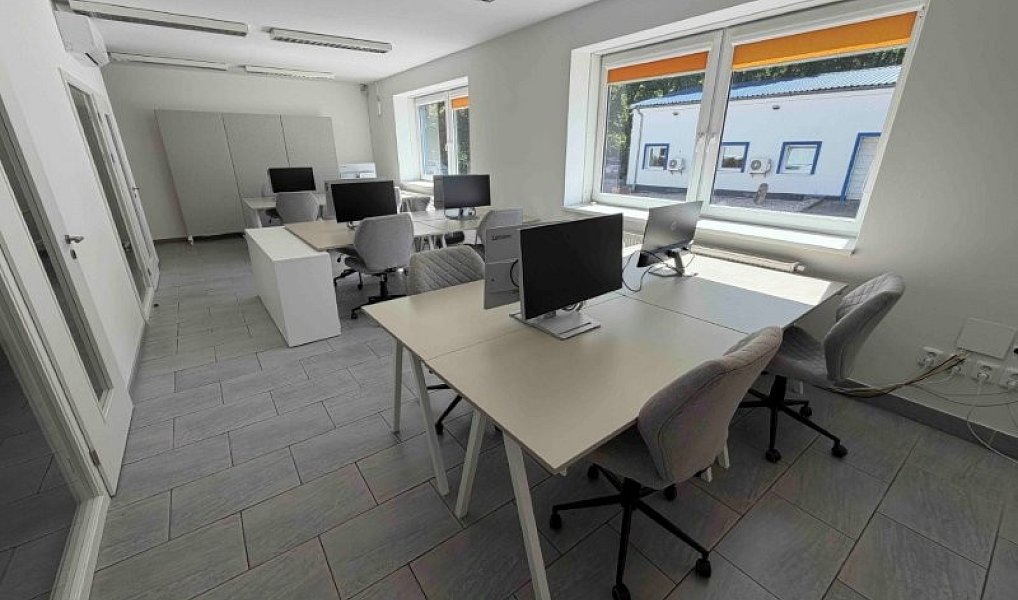 Pronájem kanceláře 60 m², Jihlava – náhled fotky 2