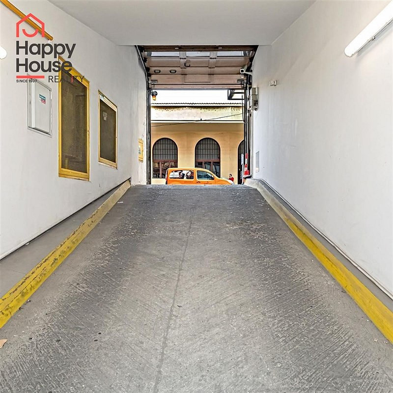 Pronájem komerčního objektu (jiného typu) 13 m² — photo 2