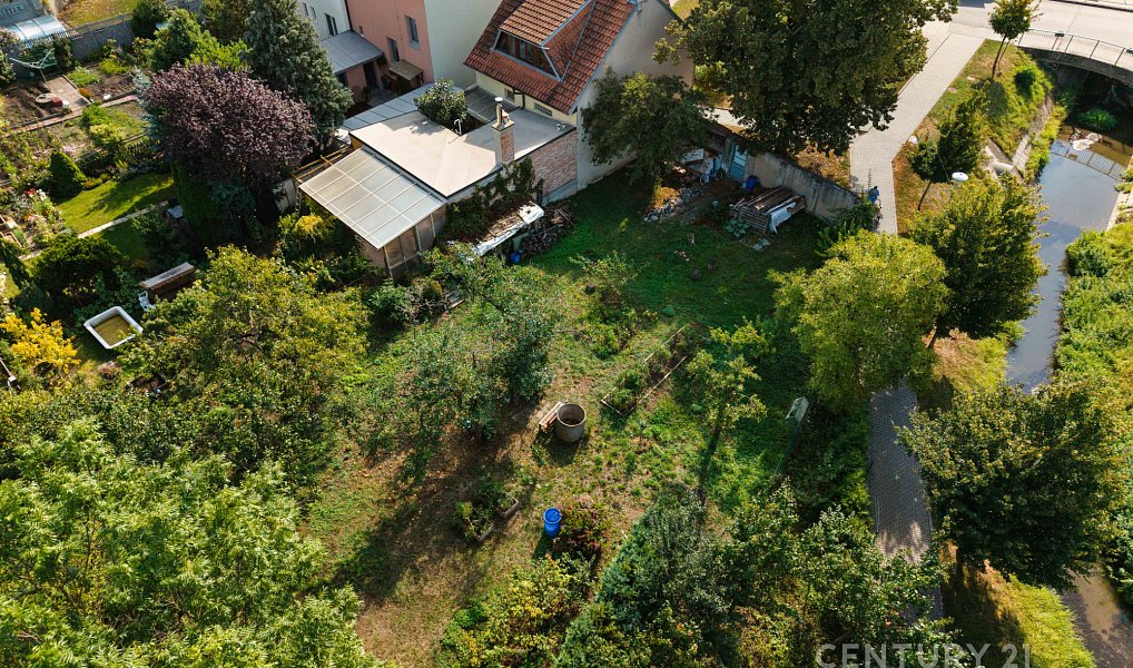 Prodej stavebního pozemku 569 m², Šlapanice – náhled fotky 11