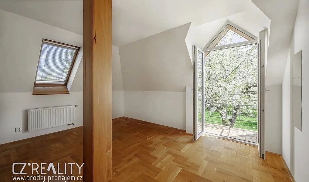 Prodej domu 300 m² s pozemkem 1 300 m², Praha – náhled fotky 19