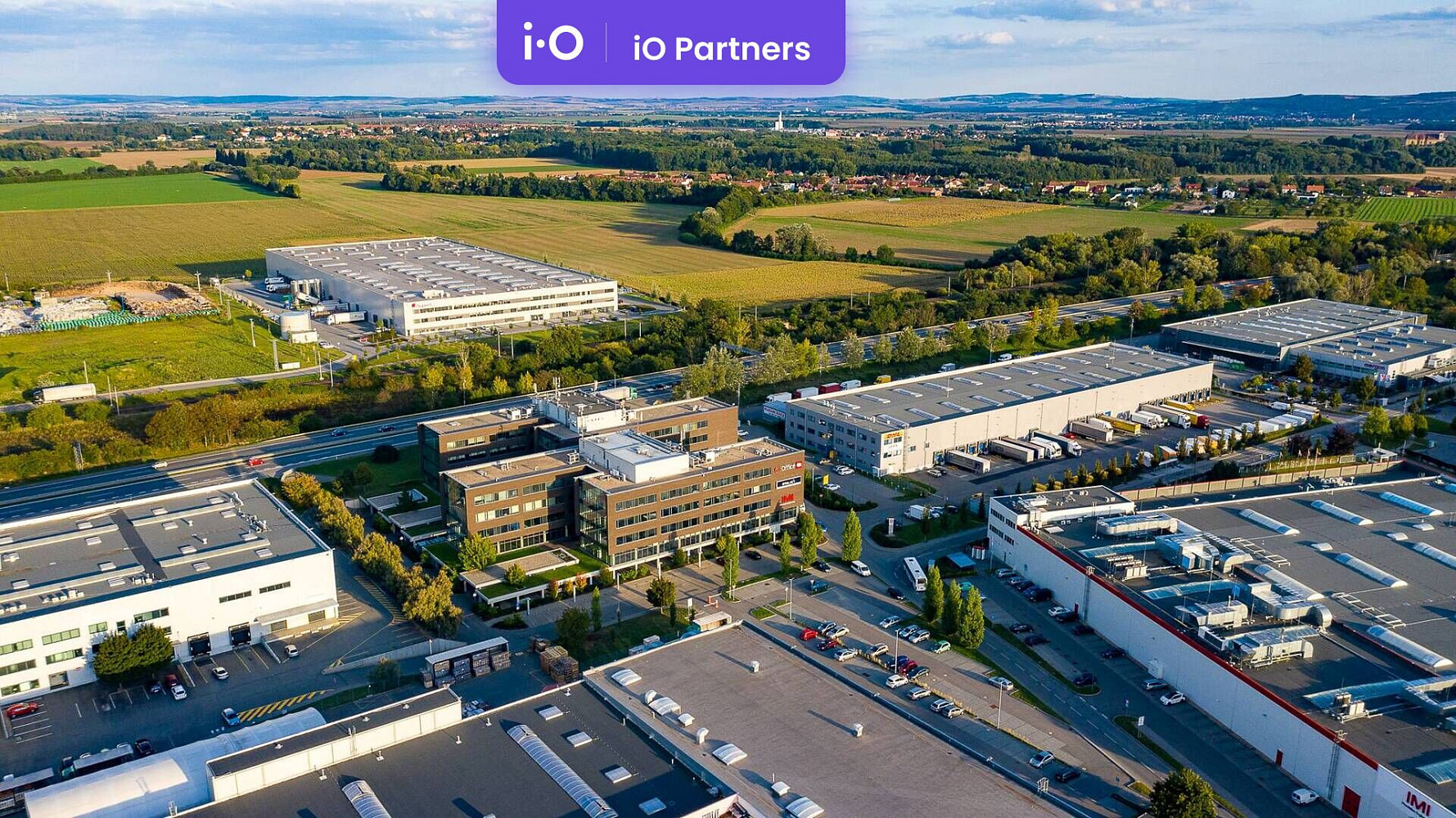 Pronájem skladovacích prostor 12 420 m² – fotografie 3