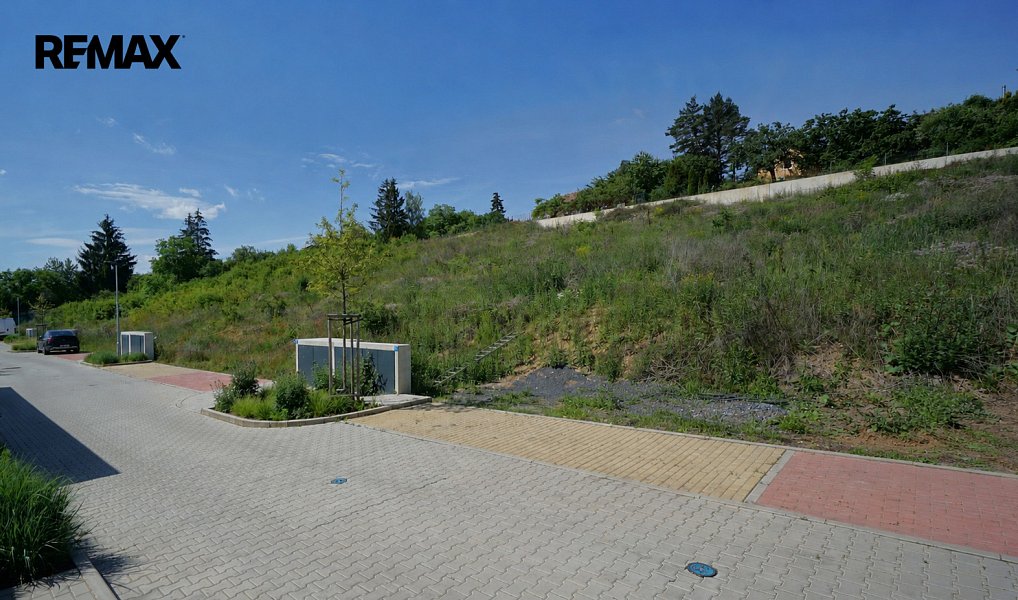 Prodej stavebního pozemku 721 m², Praha – náhled fotky 9