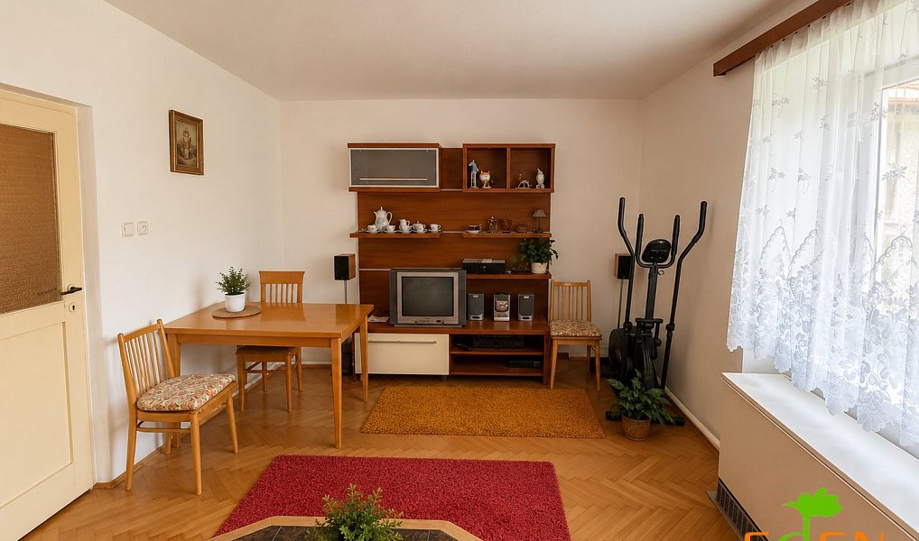 Prodej domu 175 m² s pozemkem 4 223 m², Kasejovice – náhled fotky 9