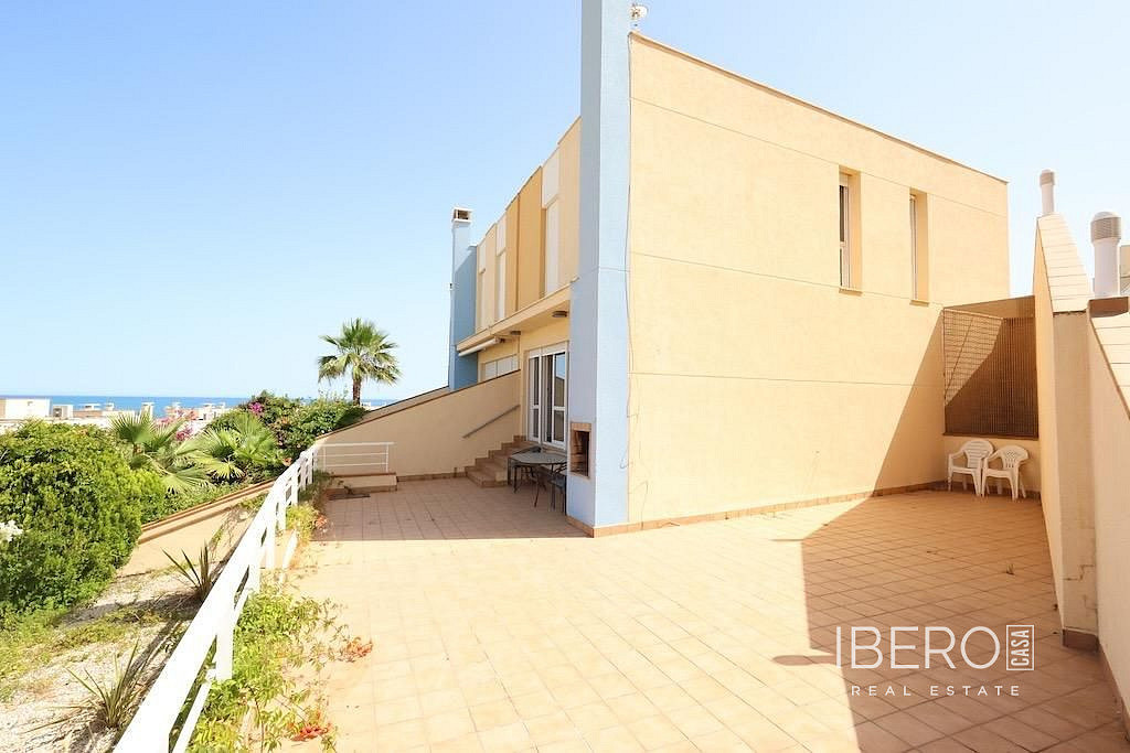 Prodej domu 164 m² s pozemkem 150 m² - Vista 4