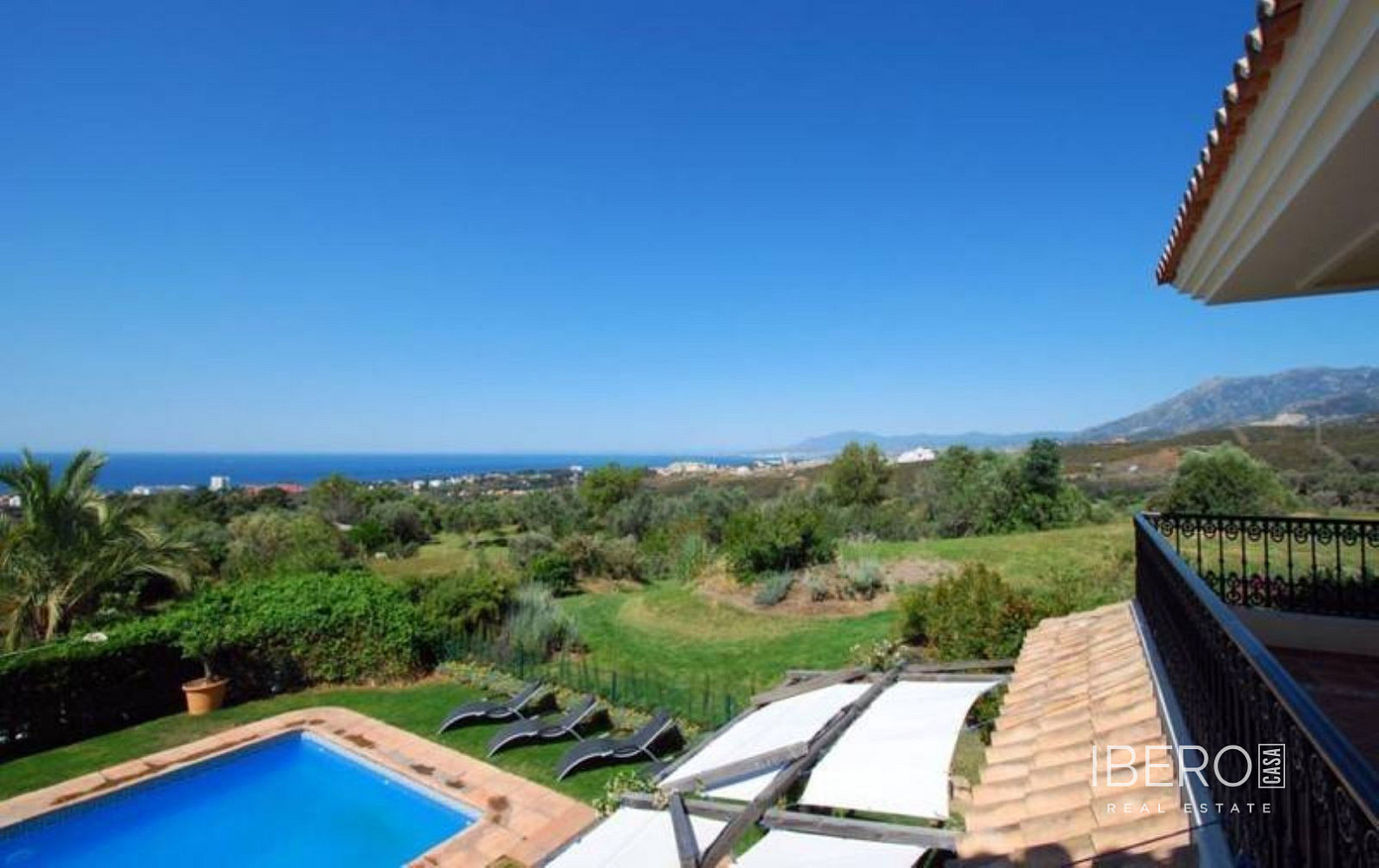 Prodej domu 533 m² s pozemkem 14 346 m²