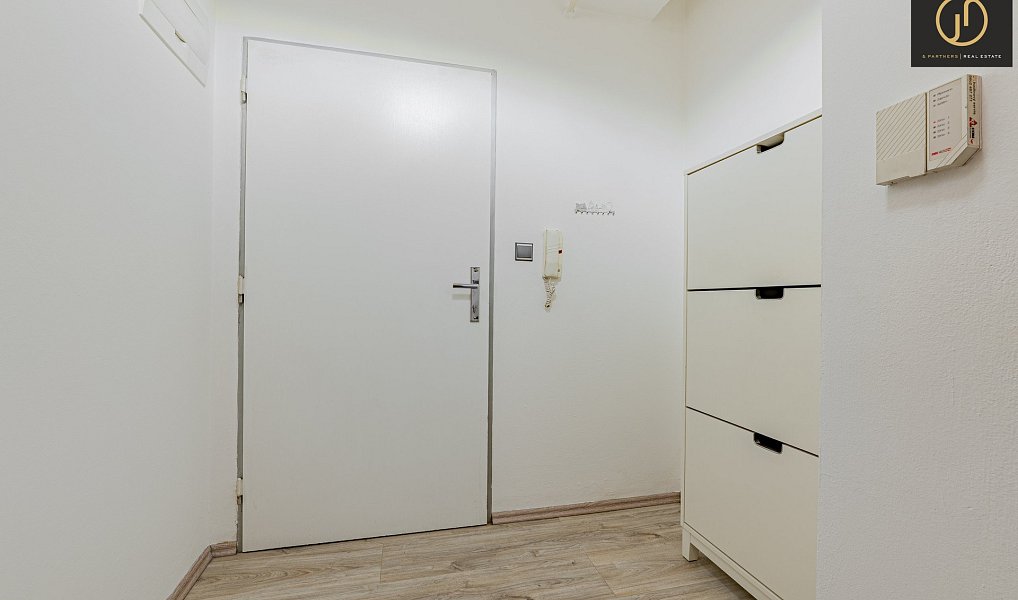 Prodej bytu 2+kk 53 m², Praha – náhled fotky 16