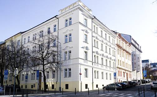 Pronájem kanceláře 1 998 m², Žerotínova, Praha 3 - Žižkov