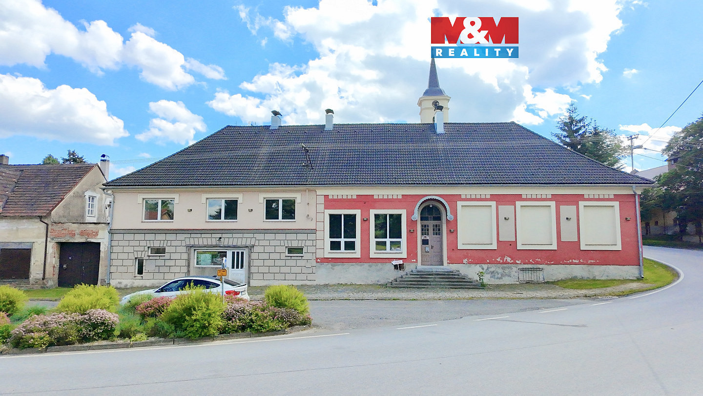 Prodej domu 577 m² s pozemkem 921 m²