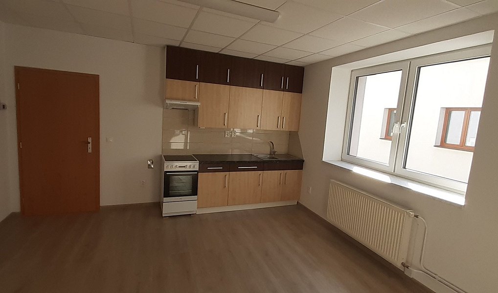 Pronájem bytu 2+kk 39 m², Měřín – náhled fotky 2