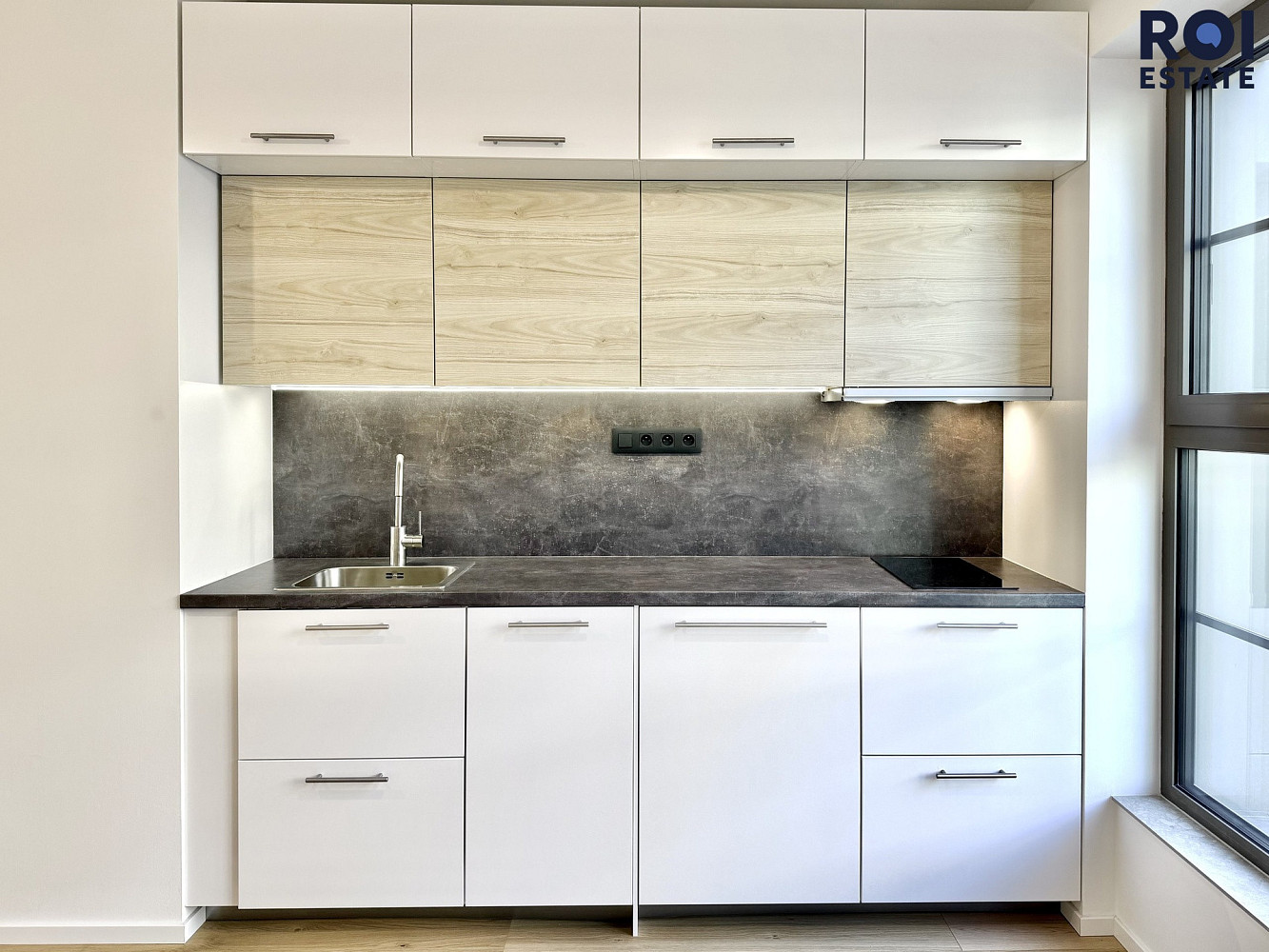 Pronájem bytu 1+kk 25 m² — photo 3