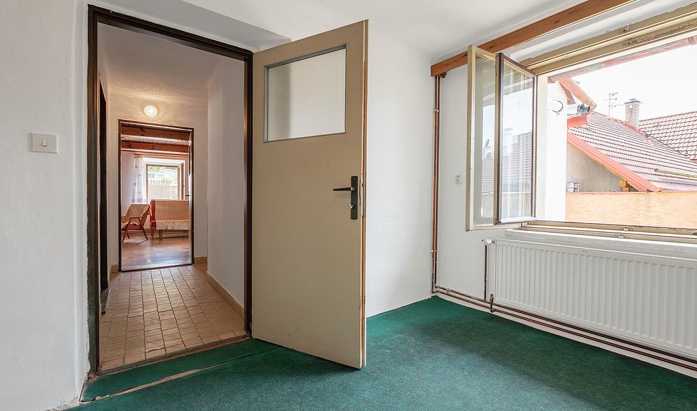 Prodej domu 80 m² s pozemkem 271 m², Roupov – náhled fotky 11