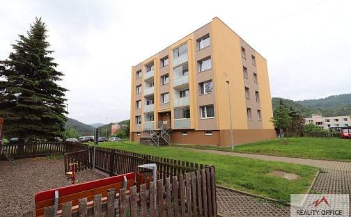 Pronájem bytu 2+1 50 m², Děčín - Děčín XXVII-Březiny