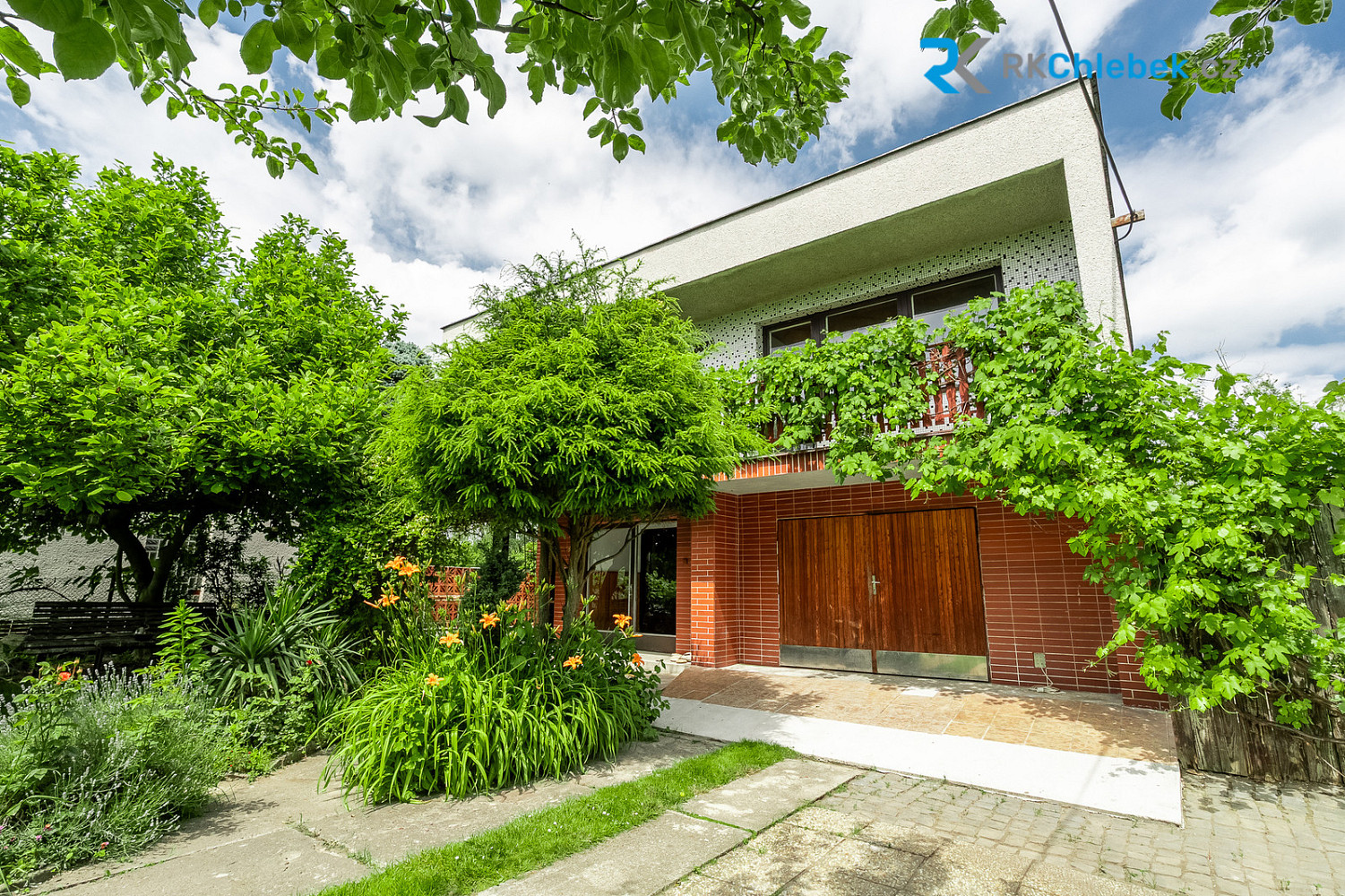 Prodej domu 166 m² s pozemkem 800 m²
