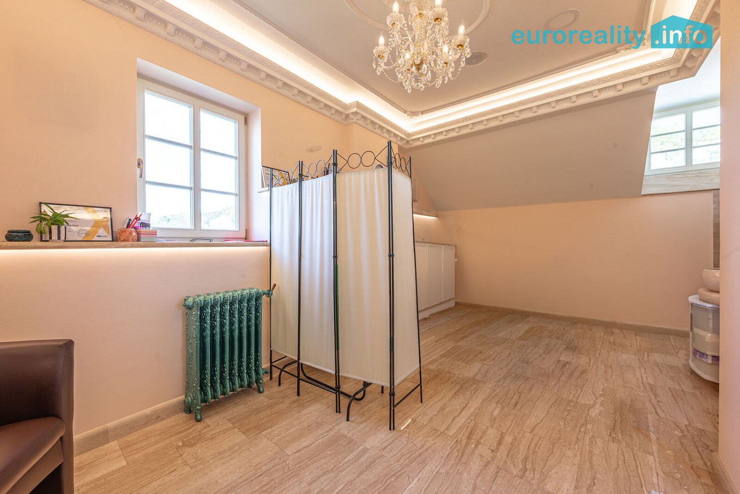 Pronájem obchodních prostor 20 m²