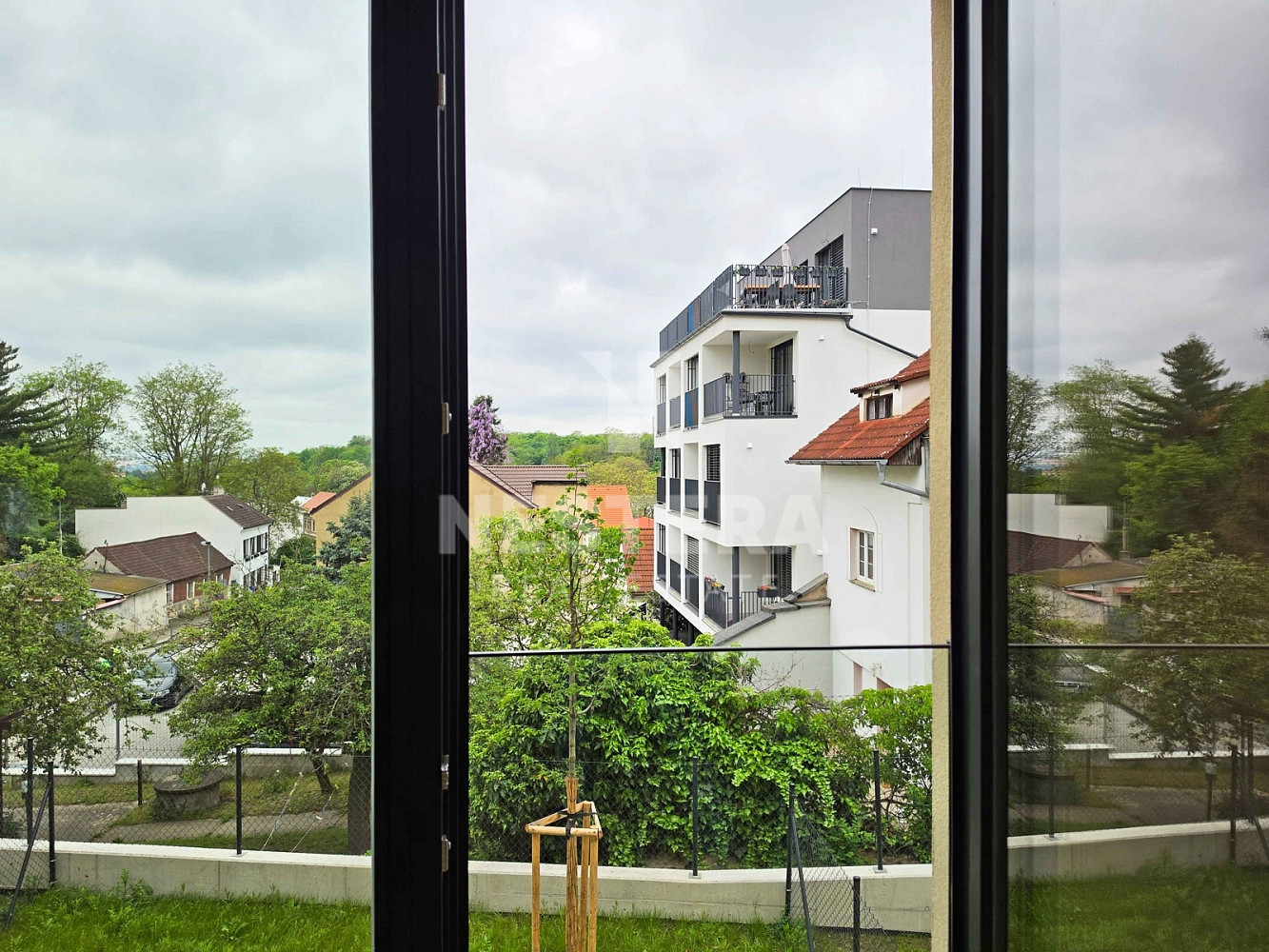 Pronájem bytu 1+kk 32 m² — photo 4