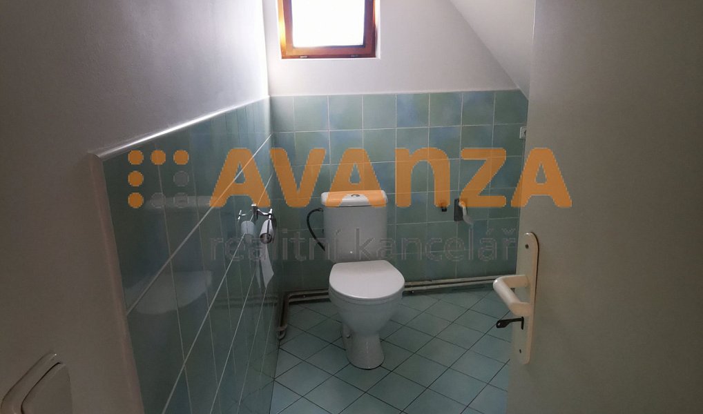 Prodej domu 396 m² s pozemkem 963 m², Děčín – náhled fotky 13