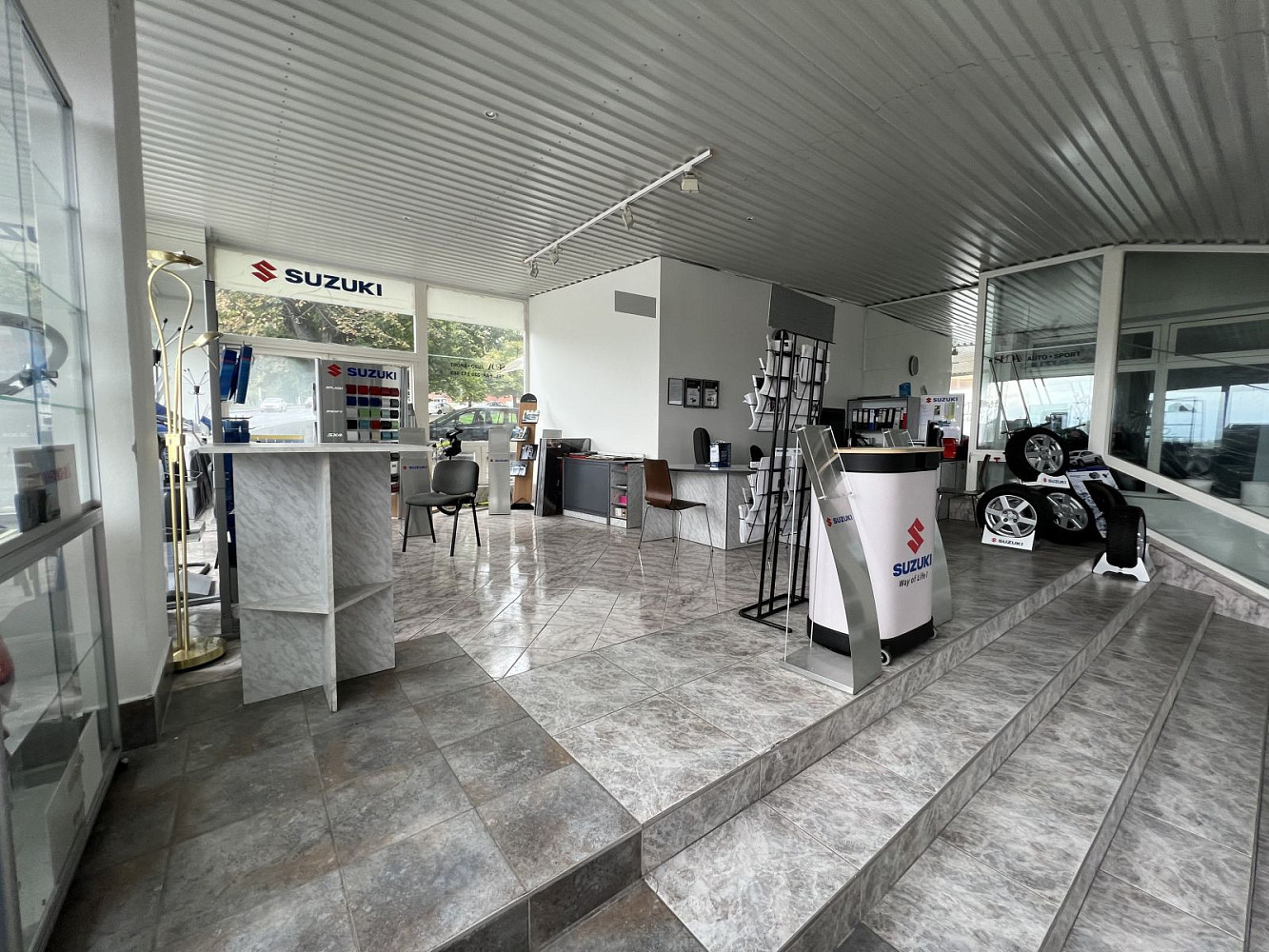 Prodej komerčního objektu (jiného typu) 700 m² — photo 3