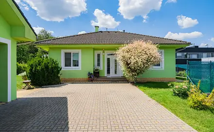 Prodej domu 78 m² s pozemkem 621 m², Českobrodská, Praha 9 - Hloubětín