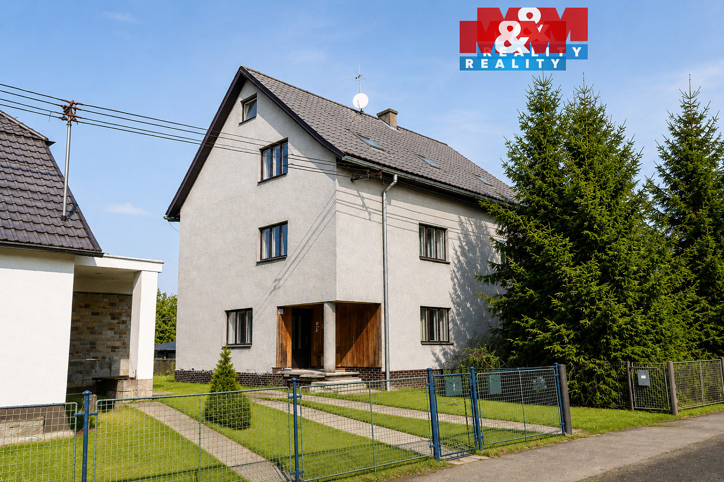 Prodej domu 280 m² s pozemkem 943 m²
