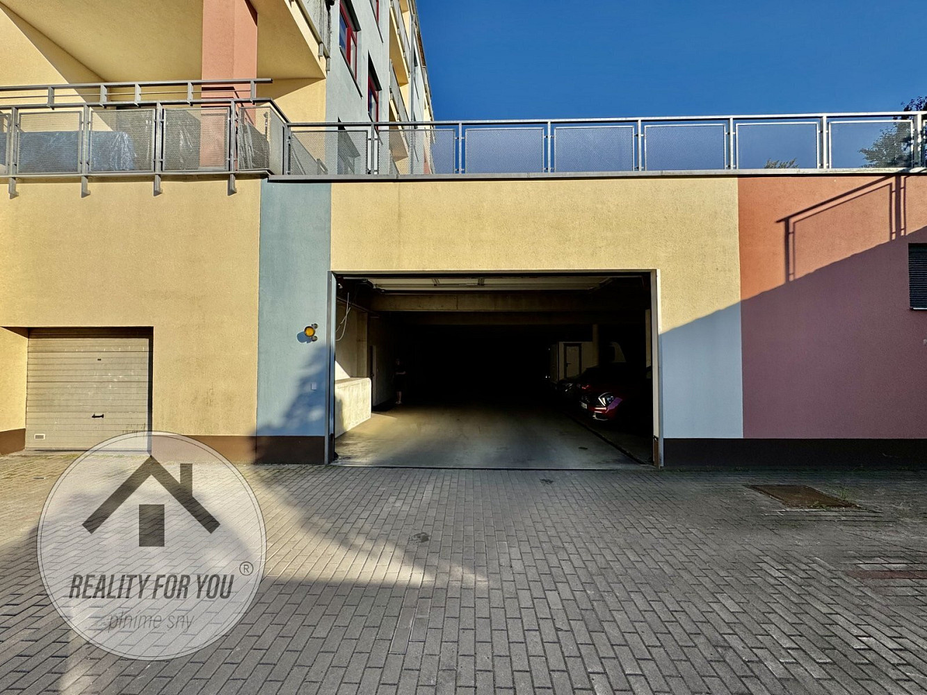 Prodej garážového stání v ul. uralská, liberec iii - jeřáb — photo 5