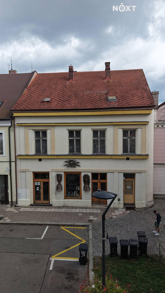 Prodej domu 800 m² s pozemkem 586 m²