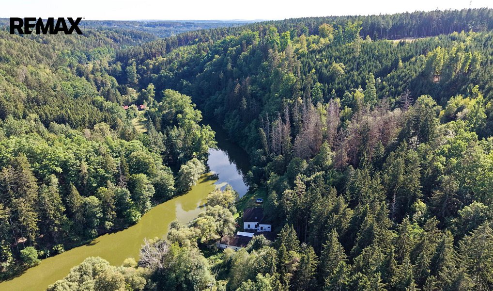 Prodej ubytovacího objektu 210 m², Stádlec – náhled fotky 8