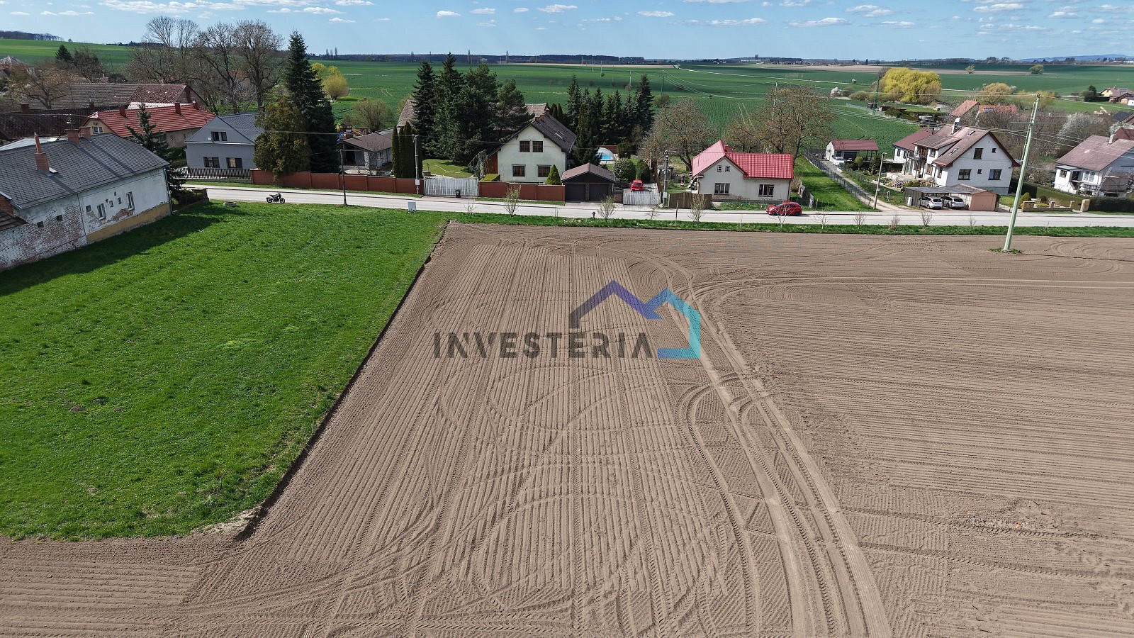 Prodej stavebního pozemku 1 432 m² – pohled 6