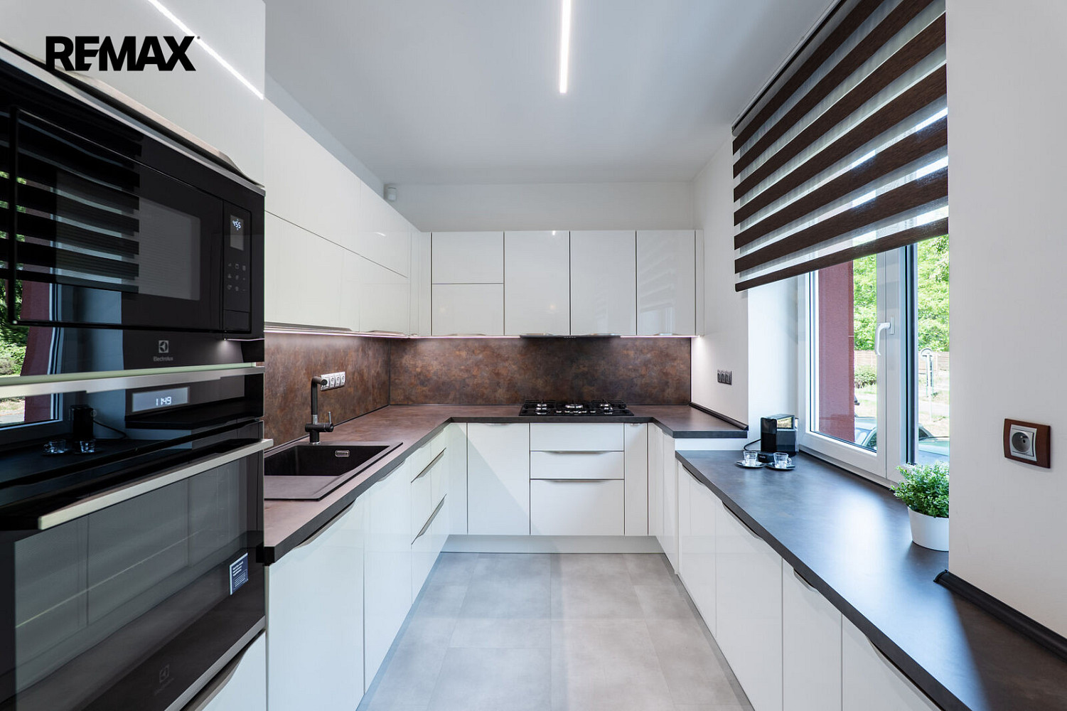 Prodej bytu 2+kk 52 m² – fotografie 2