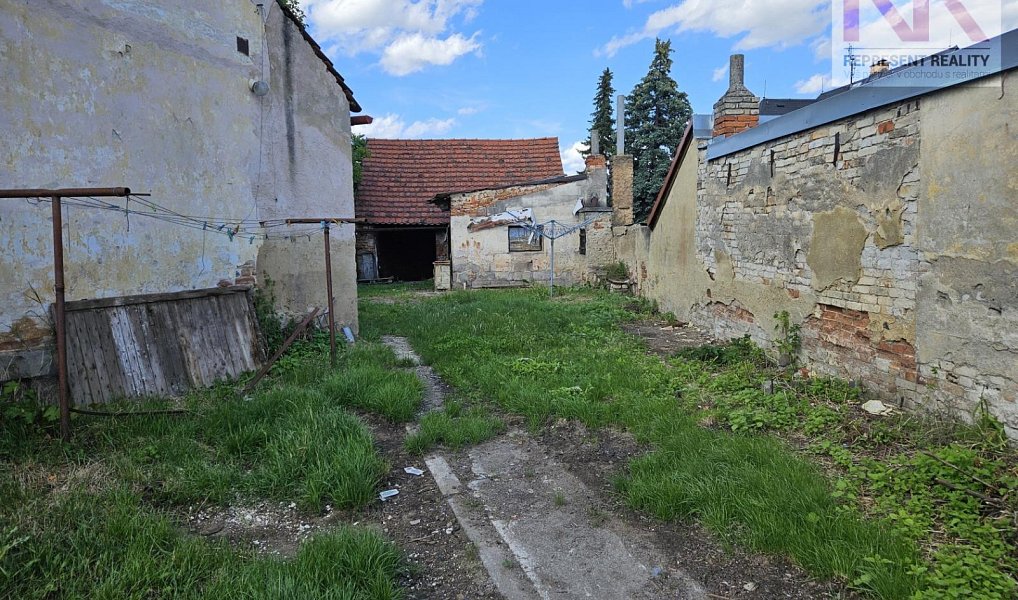 Prodej stavebního pozemku 1 004 m², Dobřany – náhled fotky 8